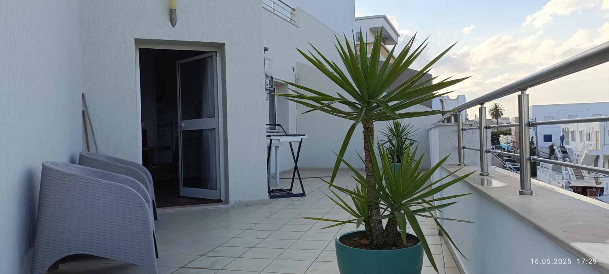 Residence Debbabi Sans Coupure D'Eau Munastır Dış mekan fotoğraf